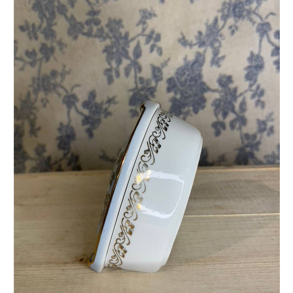 Vintage German Lucky Floral Horseshoe Lidded Trinket Dish Box - Picture 4 of 9